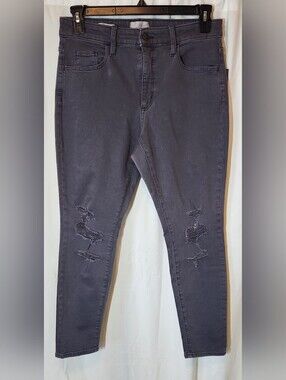 Universal Thread Women's High Rise Skinny Grey Wash Jeans With  Distressed Knees